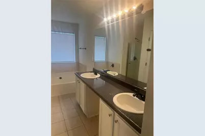 5842 Wellborn Oaks Court, Lithonia, GA 30058 - Photo 16