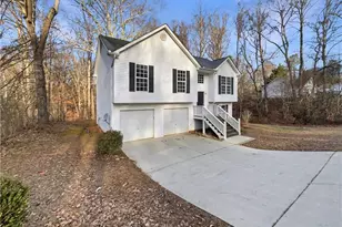 6739 Spring Head Dr, Flowery Branch, GA 30542 - Photo 8