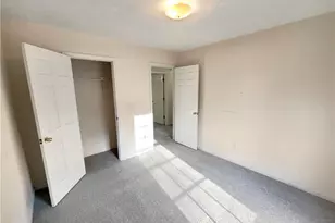 6739 Spring Head Dr, Flowery Branch, GA 30542 - Photo 4