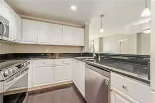 3475 Oak Valley Rd NE, Atlanta, GA 30326 - Photo 46