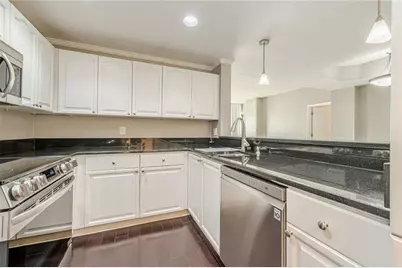 3475 Oak Valley Road NE #930, Atlanta, GA 30326 - Photo 44