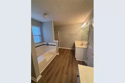 7000 Valley Forge Drive, Flowery Branch, GA 30542 - Photo 20