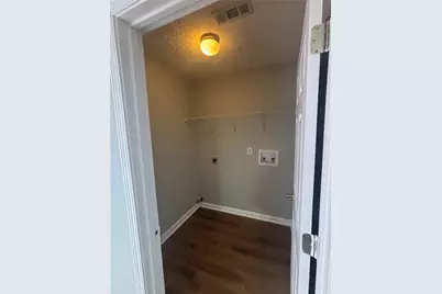 7000 Valley Forge Drive, Flowery Branch, GA 30542 - Photo 12