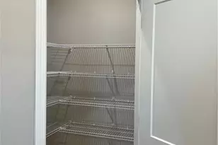 894 Bessie Ct, Loganville, GA 30052 - Photo 6