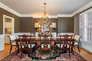 215 Radlett Ln, Alpharetta, GA 30022 - Photo 8