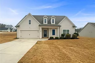 16 Fox Dr, Winder, GA 30680 - Photo 2