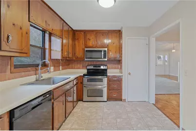 2771 Hawk Trace Court NE, Marietta, GA 30066 - Photo 16