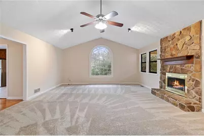 2771 Hawk Trace Court NE, Marietta, GA 30066 - Photo 8