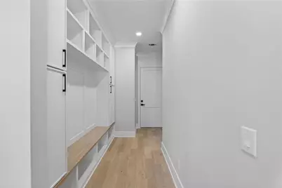 405 Thunder Road, Buford, GA 30518 - Photo 8