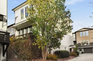 2057 Telfair Cir NE, Atlanta, GA 30324 - Photo 2