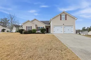 606 Cole Creek Dr, Dallas, GA 30157 - Photo 2