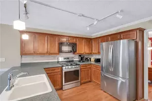 4360 S Smoke Ridge Ct NE, Roswell, GA 30075 - Photo 8