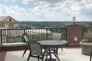 6105 Blue Stone Rd, Sandy Springs, GA 30328 - Photo 10