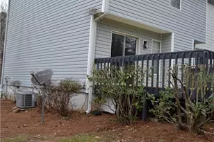 1650 Cedar Bluff Way, Marietta, GA 30062 - Photo 4