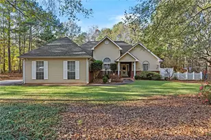 175 Ewing Dr, Social Circle, GA 30025 - Photo 1