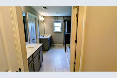 301 Hayden Circle, Woodstock, GA 30189 - Photo 8