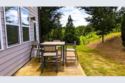 301 Hayden Circle, Woodstock, GA 30189 - Photo 18