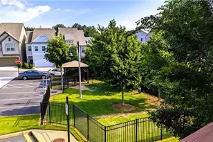 301 Hayden Cir, Woodstock, GA 30189 - Photo 14