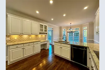 2660 Coachmans Circle, Alpharetta, GA 30022 - Photo 8