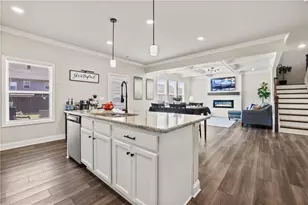 7057 Br Crk Cv, Flowery Branch, GA 30542 - Photo 8