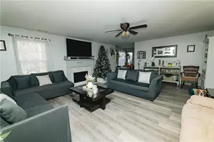 145 Beau Brook Ln, Sharpsburg, GA 30277 - Photo 26