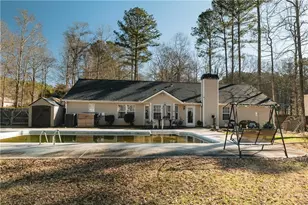 145 Beau Brook Ln, Sharpsburg, GA 30277 - Photo 12