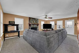 1029 Laurel Lake Dr, Ball Ground, GA 30107 - Photo 8