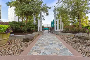 3324 Peachtree Rd NE, Atlanta, GA 30326 - Photo 18