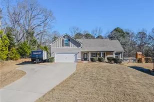 233 Poppyfield Farm Dr, Good Hope, GA 30641 - Photo 1