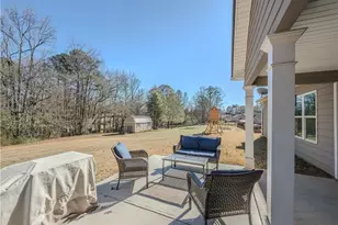 233 Poppyfield Farm Dr, Good Hope, GA 30641 - Photo 30