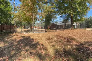 1309 Weston Dr, Decatur, GA 30032 - Photo 2