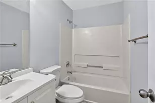 218 Nicki Ct, Hampton, GA 30228 - Photo 8