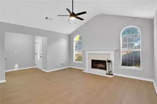 218 Nicki Ct, Hampton, GA 30228 - Photo 6