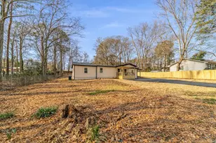 3617 Bob White Ln, Loganville, GA 30052 - Photo 46