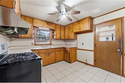 129 E Mimosa Drive, Jonesboro, GA 30236 - Photo 6