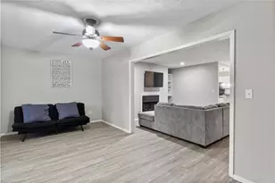 401 Wynnes Ridge Cir SE, Marietta, GA 30067 - Photo 10