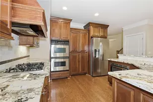 2618 Long Pointe, Roswell, GA 30076 - Photo 8