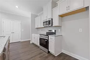 1955 William Glen St, Dacula, GA 30019 - Photo 6