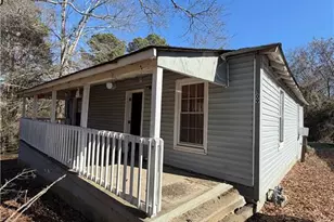 109 Barnesville Ave, Barnesville, GA 30204 - Photo 1