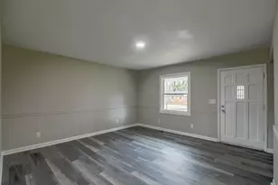 2620 Walnut, Gainesville, GA 30506 - Photo 4