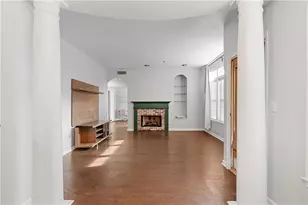 220 Renaissance Parkway NE, Atlanta, GA 30308 - Photo 8