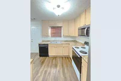 5619 Regency Forest Court, Stonecrest, GA 30038 - Photo 4