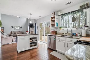 6625 Brittney Ln, Cumming, GA 30040 - Photo 4