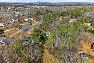 6625 Brittney Ln, Cumming, GA 30040 - Photo 32