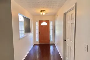 2935 Meadow Gate Way, Loganville, GA 30052 - Photo 8