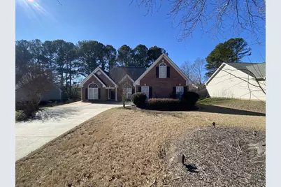 2935 Meadow Gate Way, Loganville, GA 30052 - Photo 2