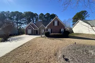 2935 Meadow Gate Way, Loganville, GA 30052 - Photo 2