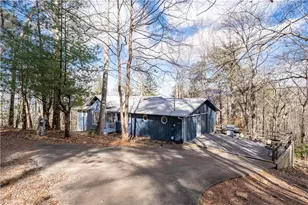 226 Mountain View Ct, Ellijay, GA 30536 - Photo 2