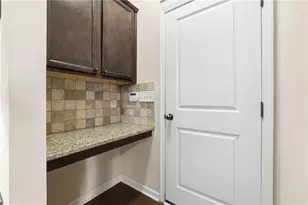 7232 Lake Sterling Blvd, Flowery Branch, GA 30542 - Photo 30