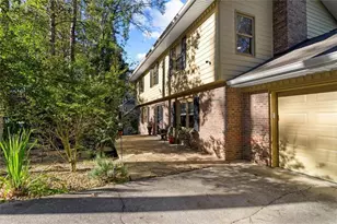 2731 Brackenwood Dr, Snellville, GA 30039 - Photo 54